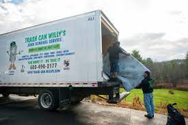 Best Basement Cleanout  in Eastpoint, FL